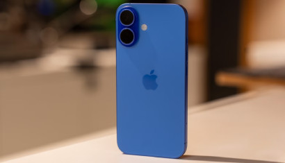 iPhone 16